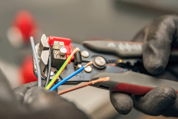 Best Electrical Troubleshooting Services  in Meriden, CT
